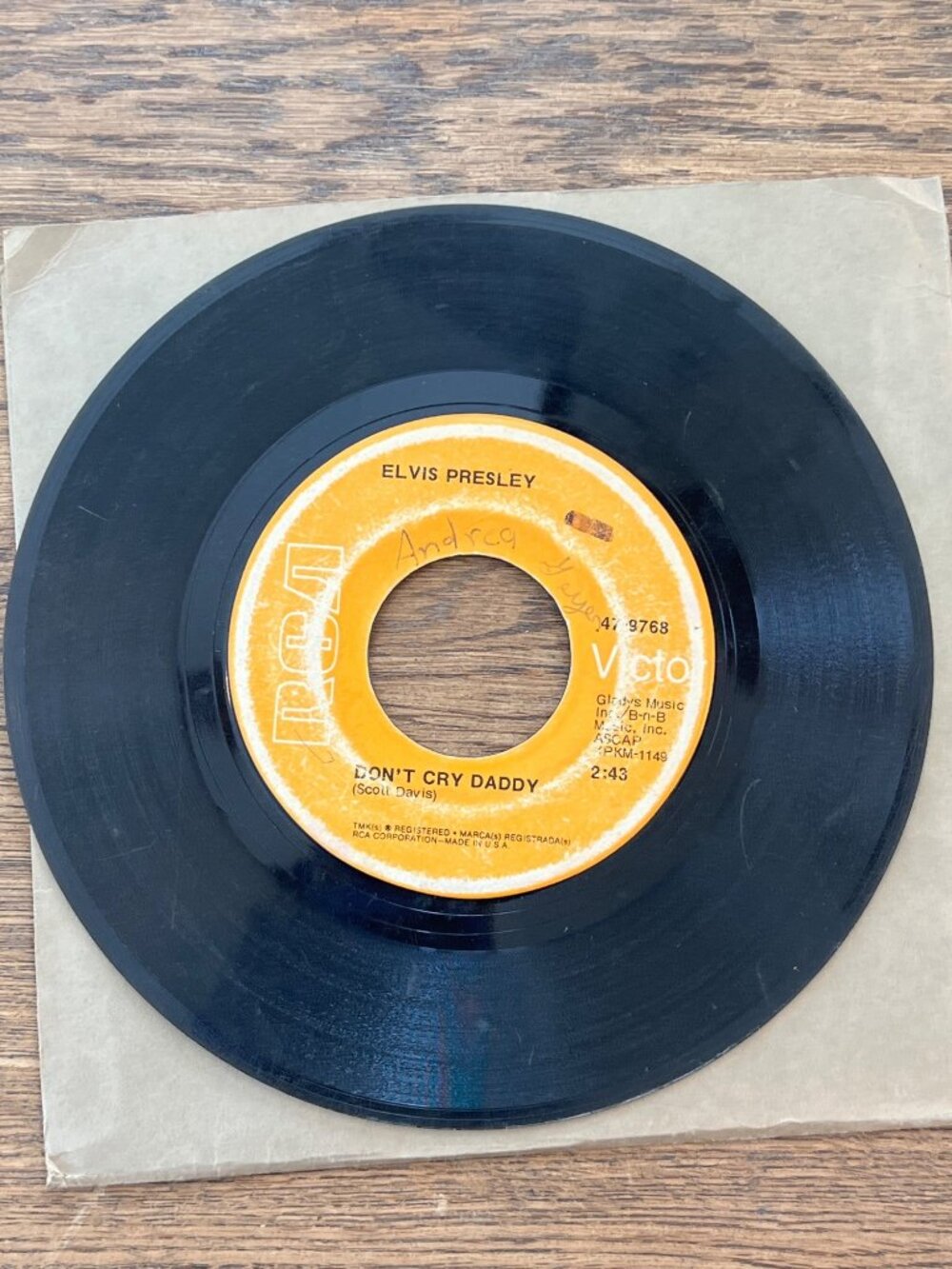 Elvis Presley "Rubberneckin" / "Dont Cry Daddy" RCA Victor 45 RPM 47-9768